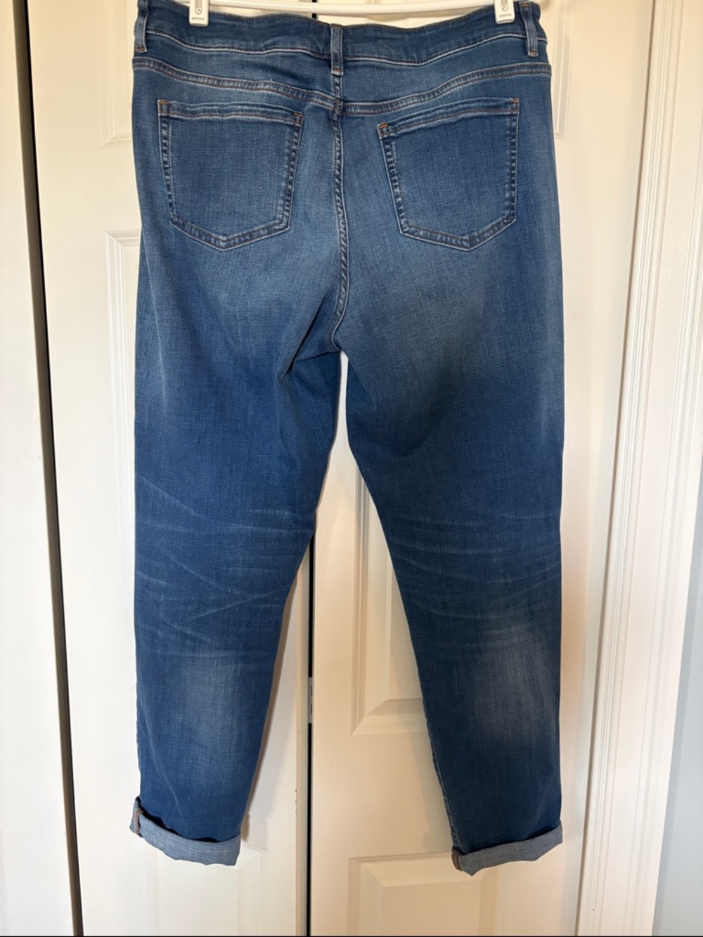 J. Jill Women's Boyfriend Jeans in Medium Blue Wash - Picture 9 of 13